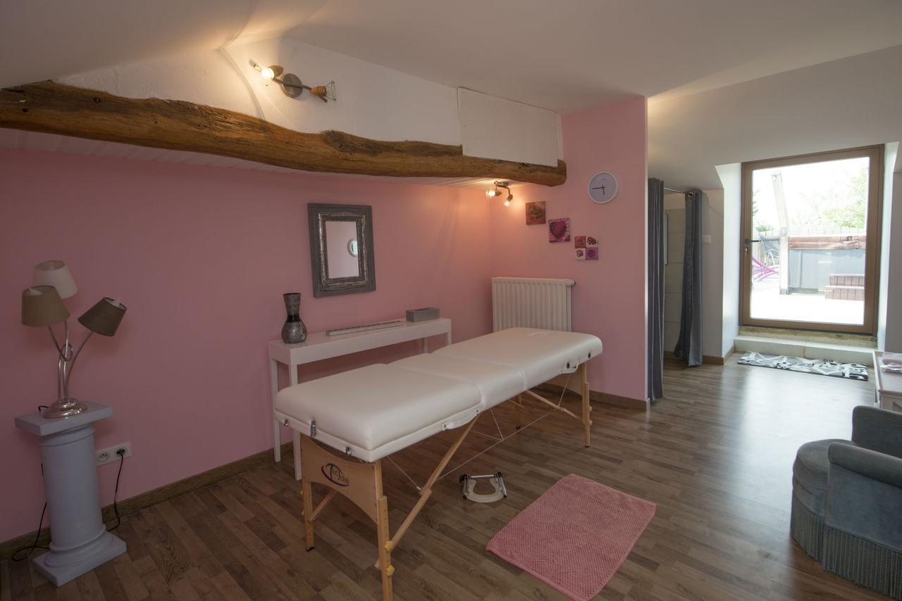 Chambres D'Hotes Les Delices De La Roche Louresse-Rochemenier Luaran gambar