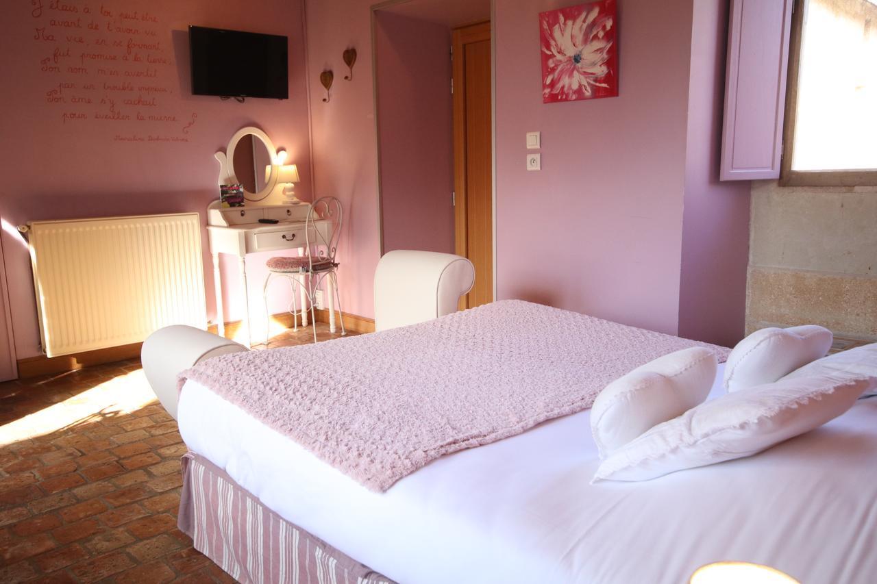 Chambres D'Hotes Les Delices De La Roche Louresse-Rochemenier Luaran gambar
